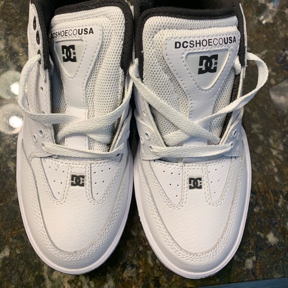DC Shoes Maxwell BRAND NEW LIMITED edition size 7